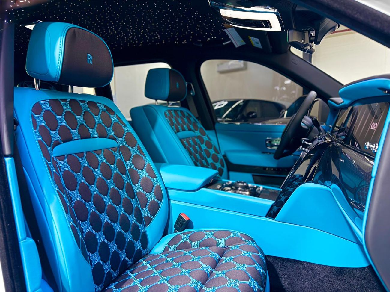 Rolls-Royce Cullinan Black Badge 2026 GUCCI Interior Brand New 0 KM