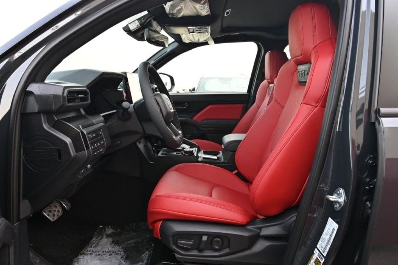 Toyota Tacoma HYBRID 2.4L A/T GRAY/RED