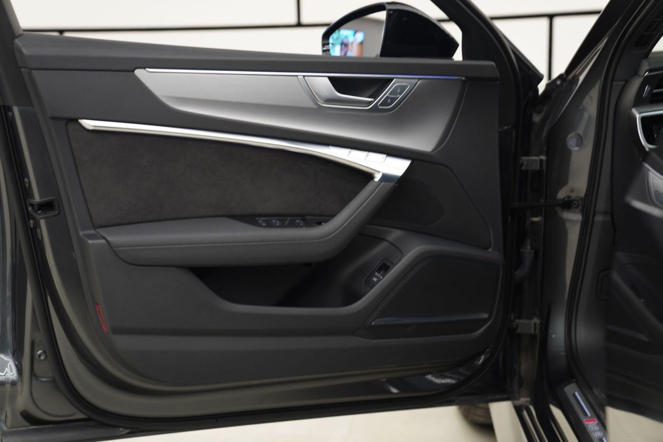 أودي RS6 quattro 4.0L