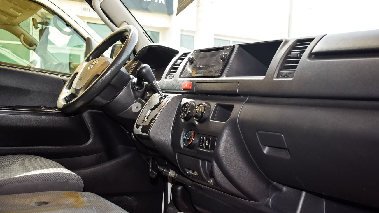 تويوتا هاياس Toyota   specs, free accident