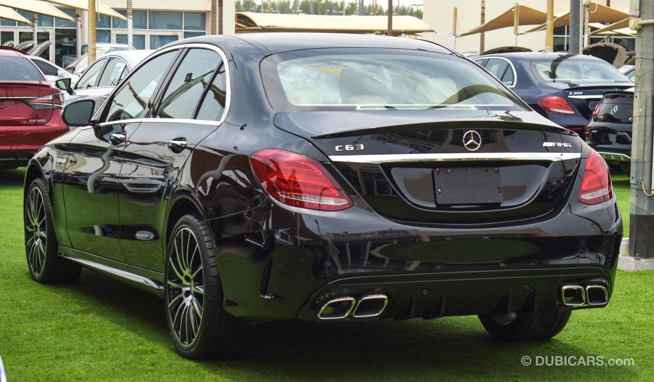 مرسيدس بنز C 300 With C 63 Kit