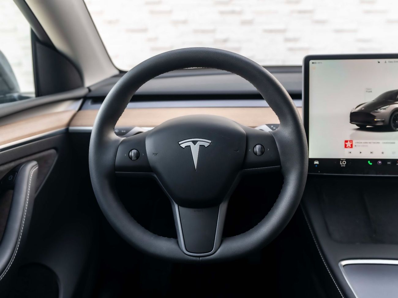 Tesla Model Y Long Range (AWD)