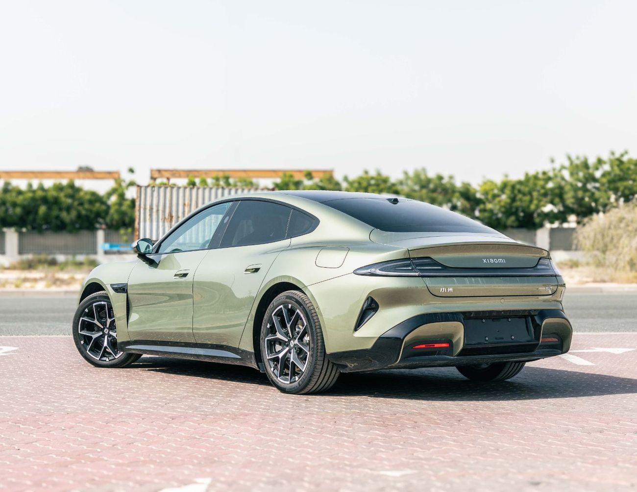 Xiaomi SU7 2024 XIAOMI SU7 PRO - Green inside Grey