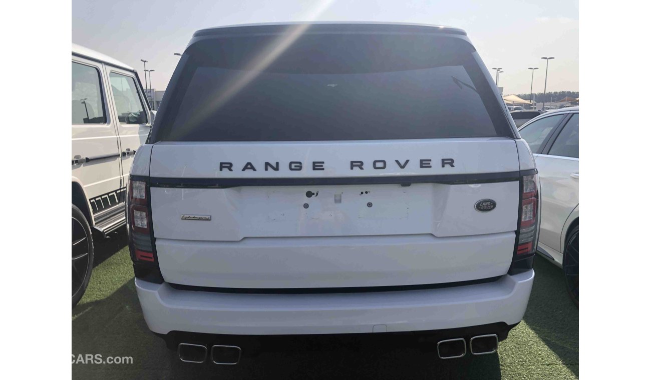 Land Rover Range Rover Vogue HSE خليجي مالك واحد تشيكات وكالة بلكامل كيت SVR وكالة