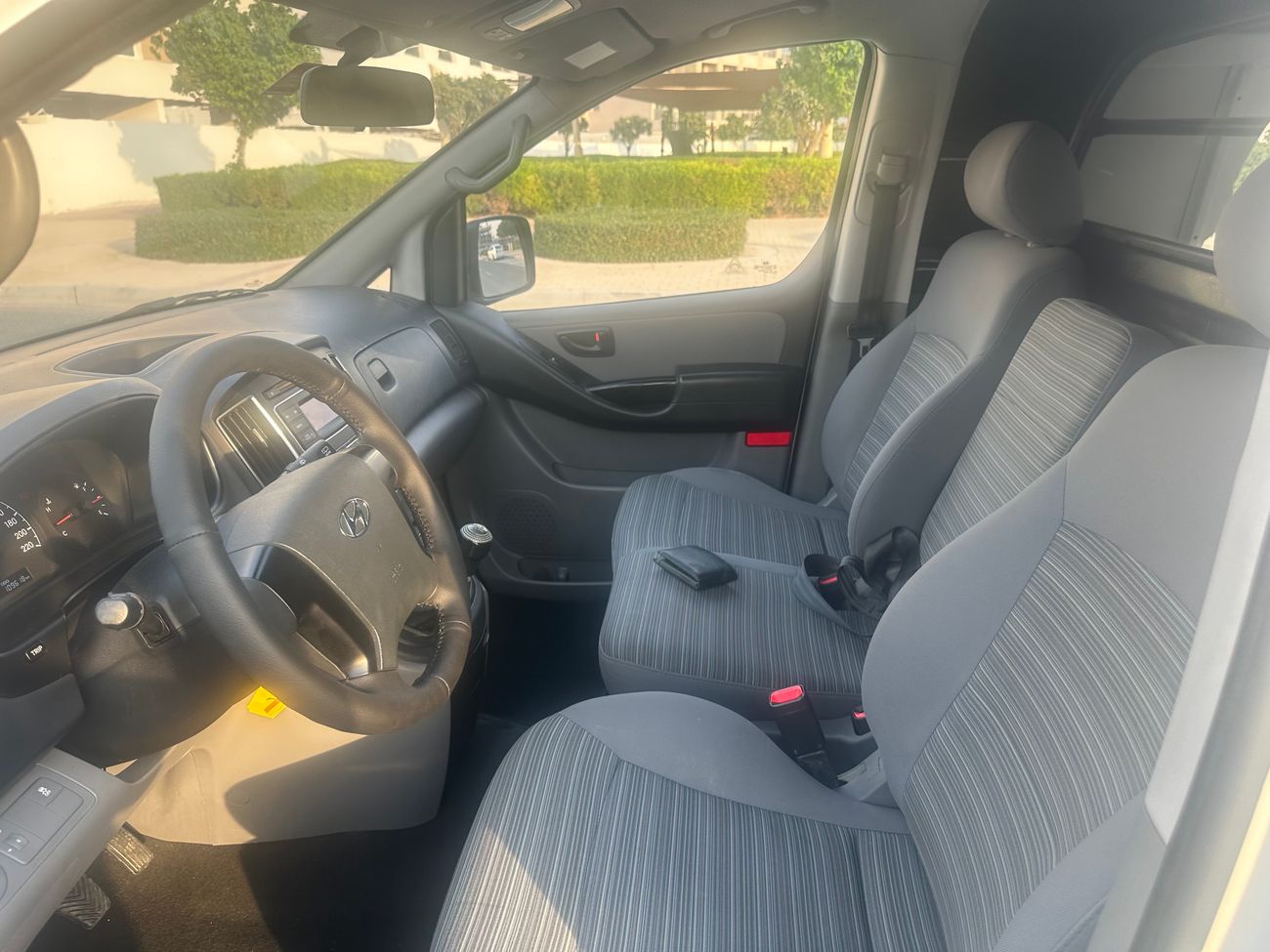 هيونداي H1 ستاريكس 2.4