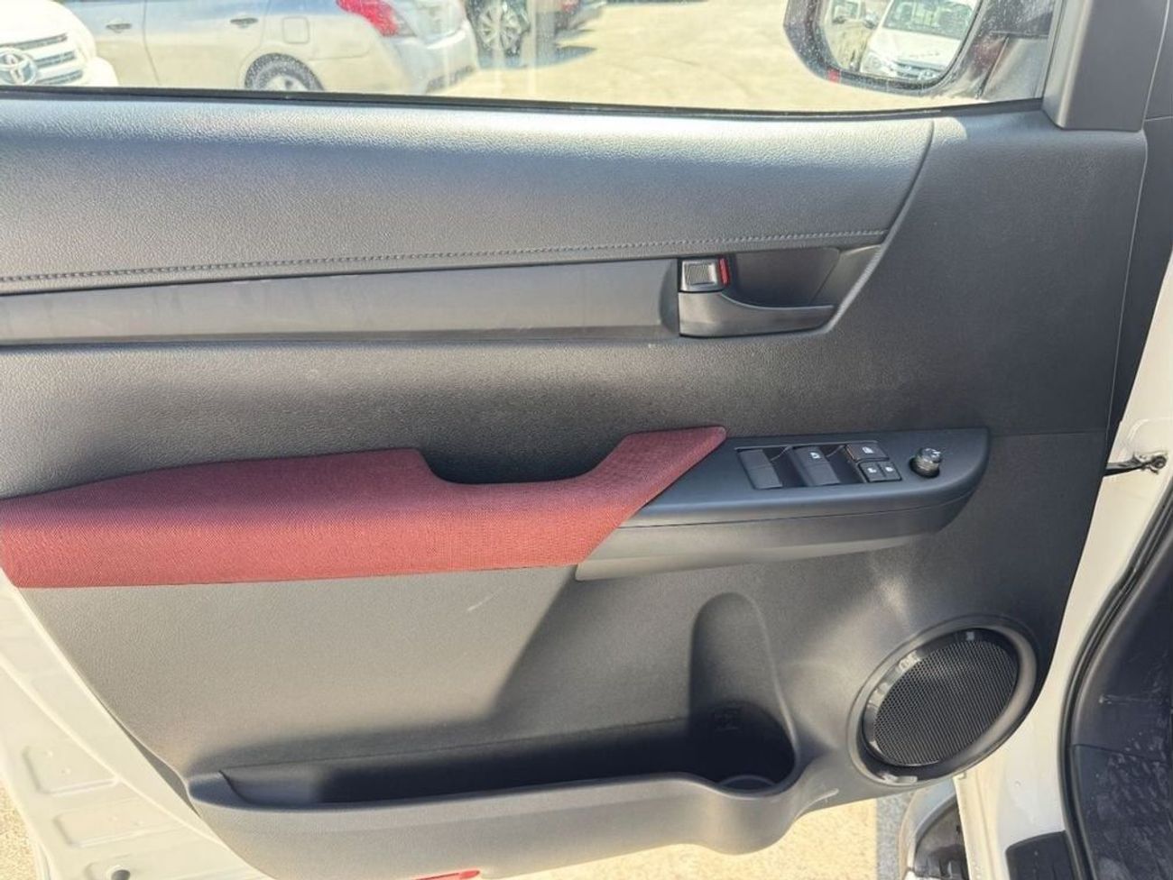 Toyota Hilux TOYOTA HILUX DC 2.7L AT DLX