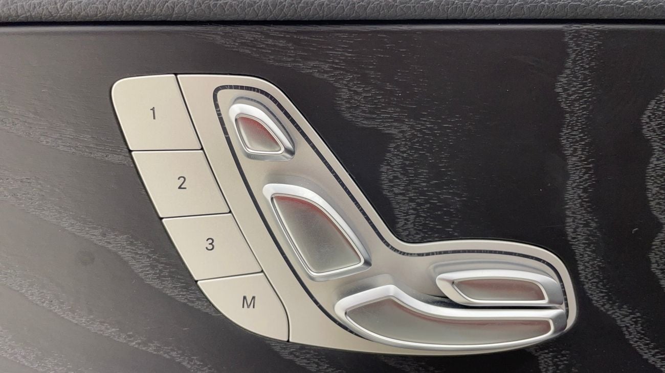 مرسيدس بنز C 200 AMG PACK 2 | بدون دفعة مقدمة | اختبار القيادة في المنزل