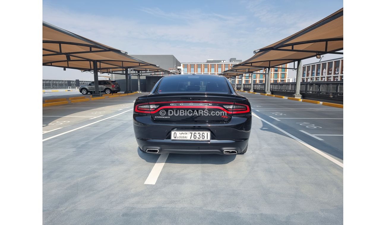 Dodge Charger 5.7 litre V8 Hemi