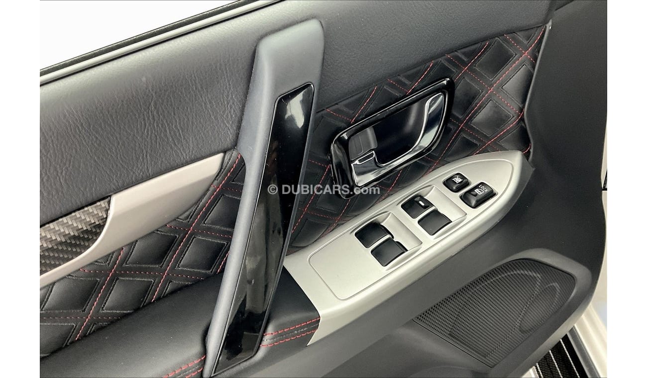 ميتسوبيشي باجيرو Signature Edition