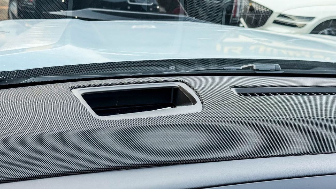 Cadillac Escalade Sport Platinum 6.2L 4WD Sport Platinum 2025 Brand New American Specs 6.2L V8