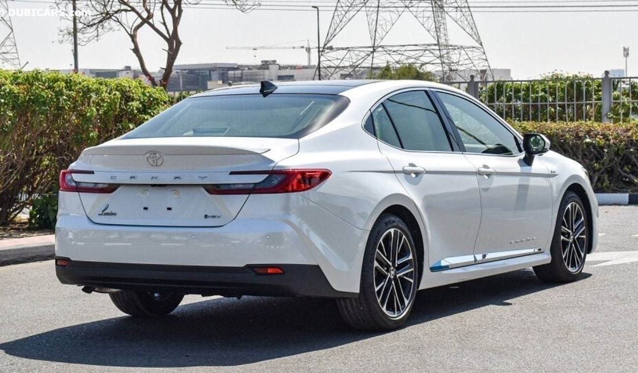 تويوتا كامري 2.5L HYBRID HEV LUMIER EDITION GCC 2025