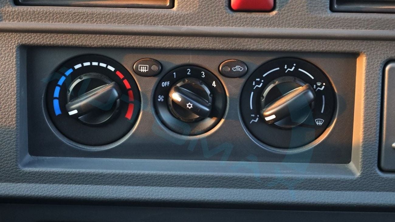 CMC D 260 Panel Van 2.4L RWD 2025 GCC 0Km With 3 Years Or 100.000 Km Warranty