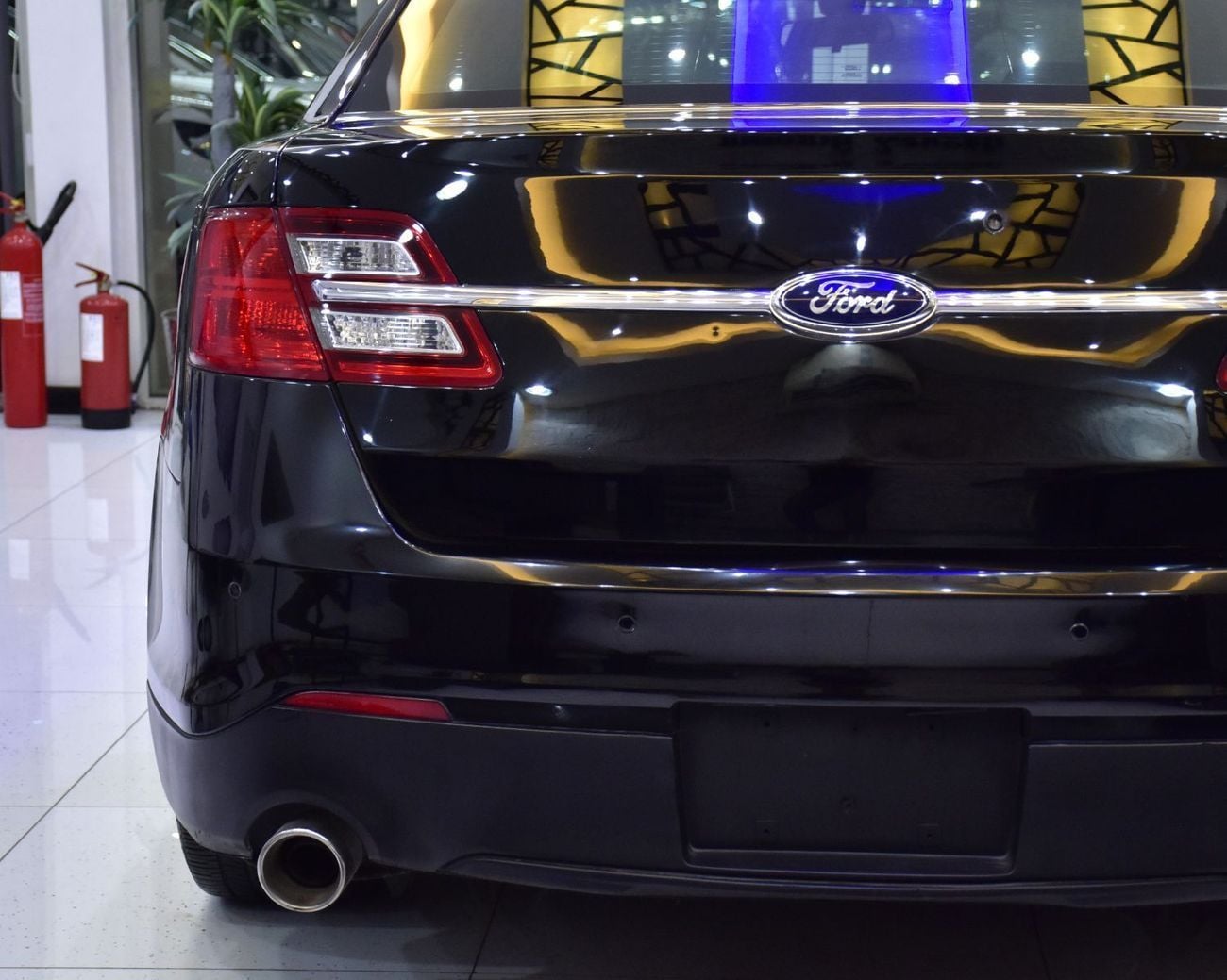 Ford Taurus SE EXCELLENT DEAL for our Ford Taurus ( 2015 Model ) in Black Color American Specs