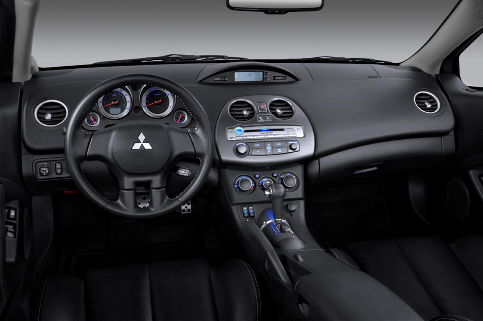 ميتسوبيشي إكلبس interior - Cockpit