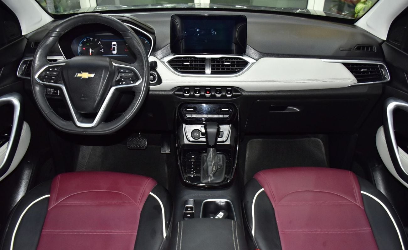 Chevrolet Captiva EXCELLENT DEAL for our Chevrolet Captiva Premier ( 2023 Model ) in Grey Color GCC Specs