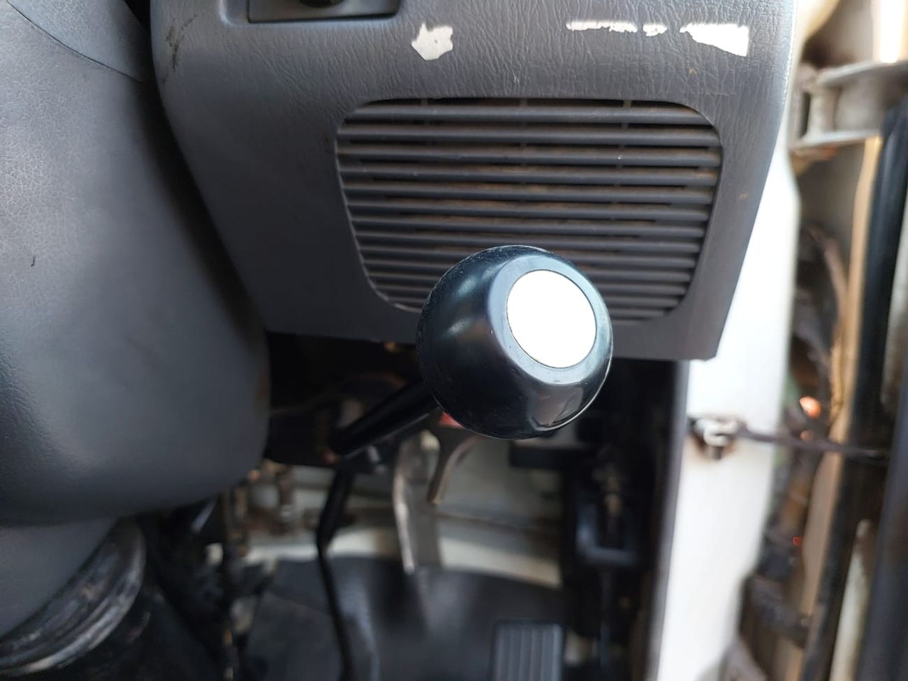 Toyota Dyna TOYOTA DYNA TRUCK RHD 1997 MODEL 4.1 L DIESEL MANUAL(PM03369)