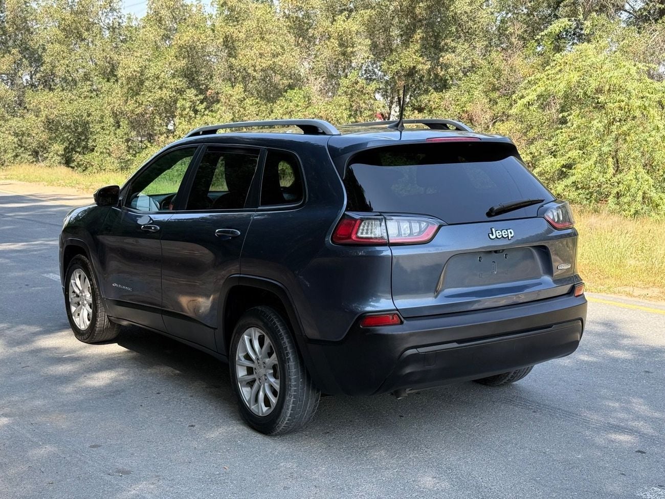 جيب شيروكي Sport 2.4L