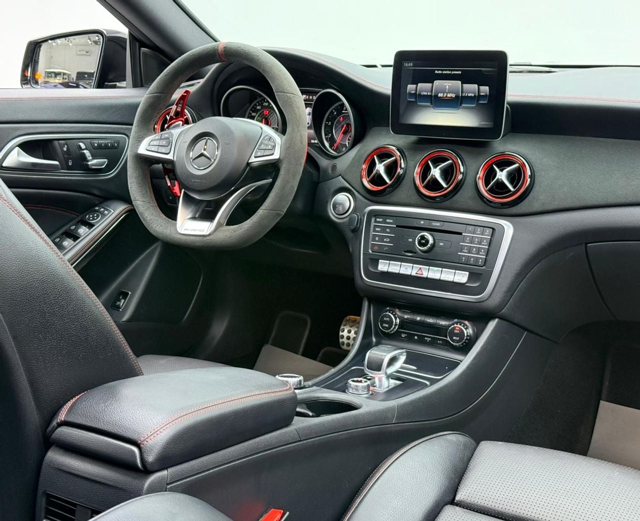 Mercedes Benz CLA 45 AMG 2018 Mercedes Benz CLA45 AMG, Heated Seats, Fully Loaded, Excellent Condition, Korean Specifications