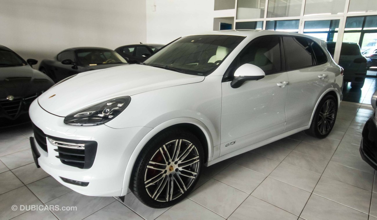 Porsche Cayenne GTS