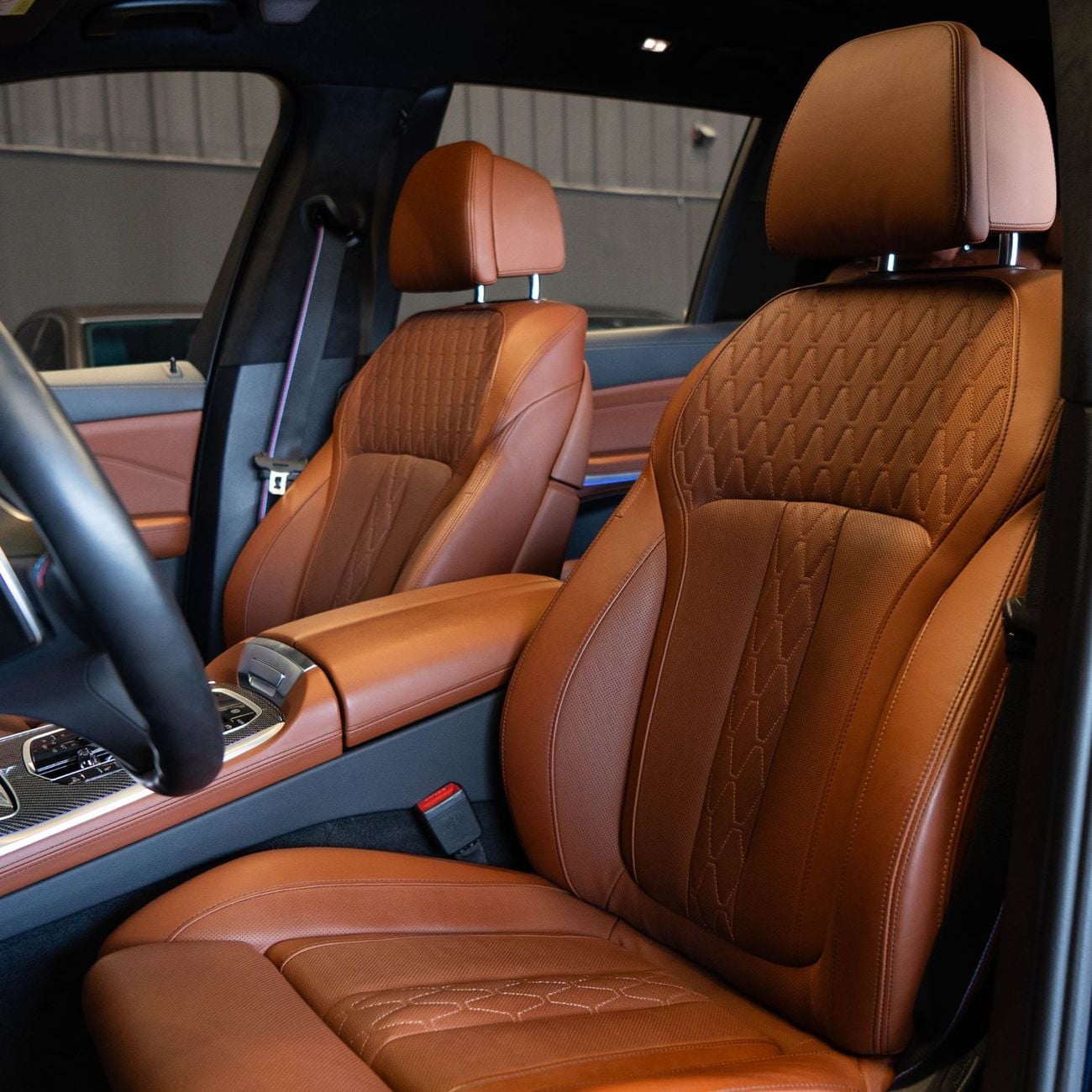 بي أم دبليو M6 7,186 PM • 0% Downpayment • BMW X7 M60i M Sport • Agency Warranty And Service Package