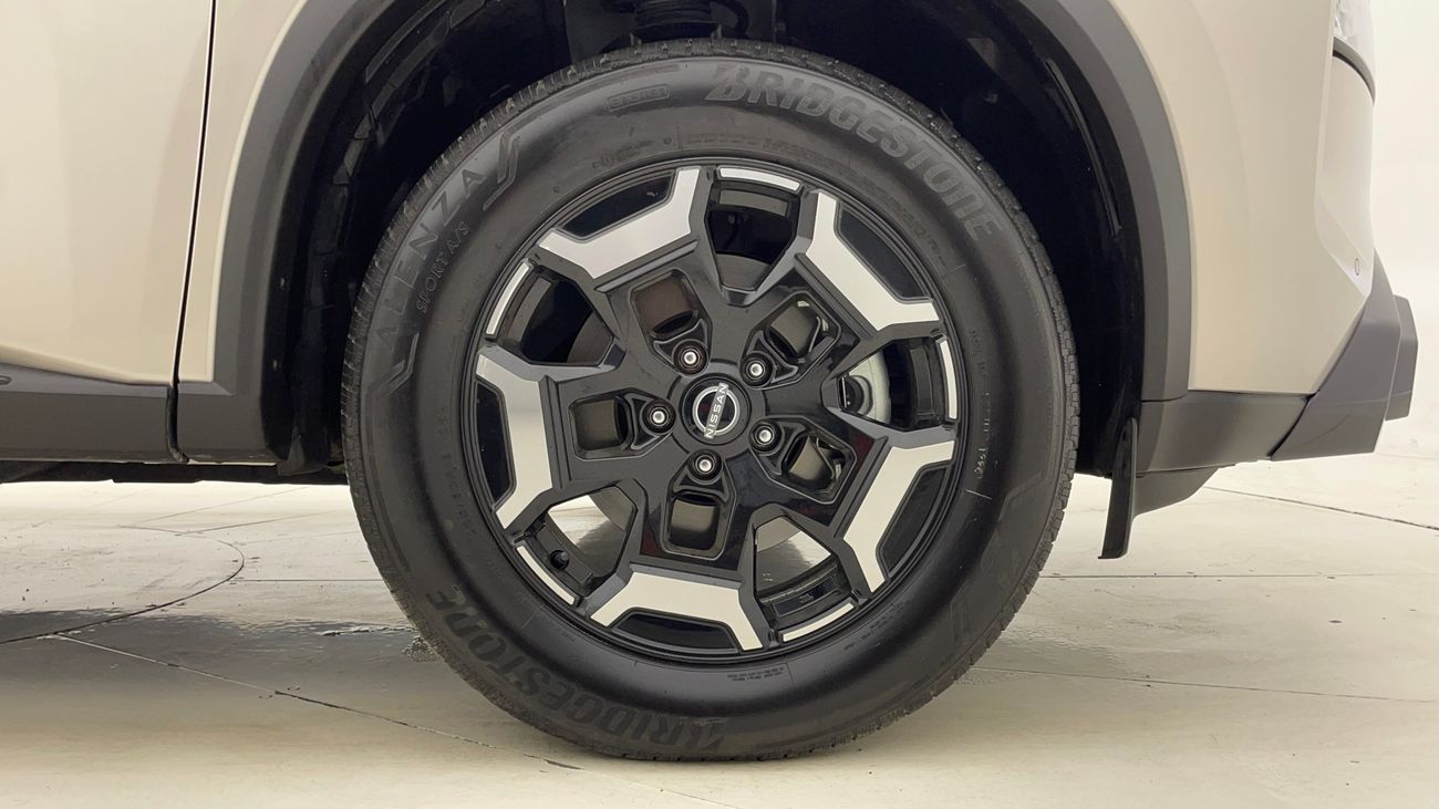 نيسان إكس تريل N TREK 2.5 | بدون دفعة مقدمة | اختبار القيادة في المنزل