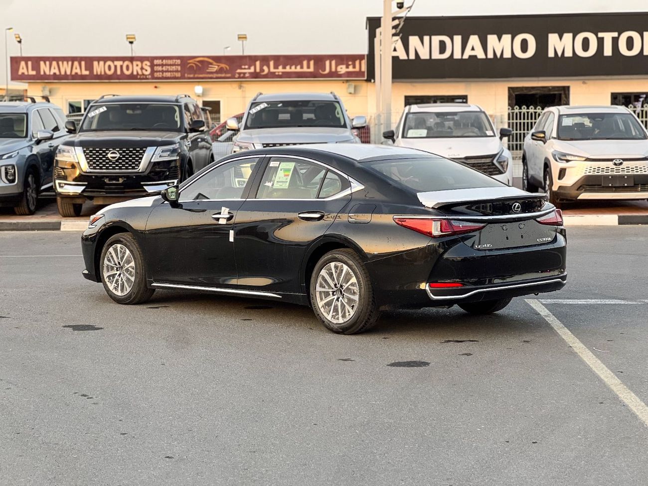 لكزس ES300h EXPORT ONLY - ES300h 2.5L Hybrid