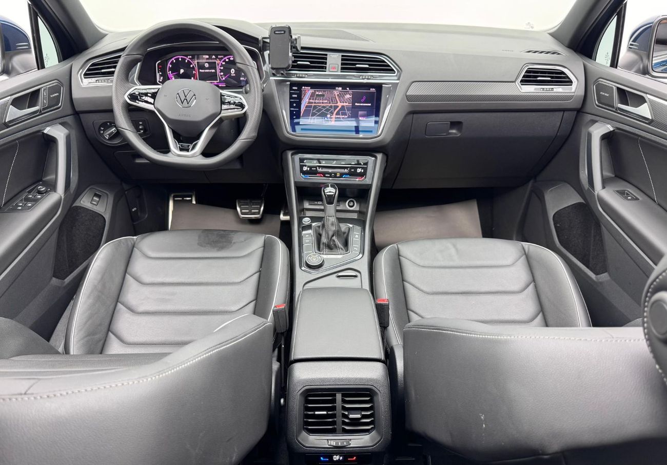 Volkswagen Tiguan R-Line 2.0L 2024 Volkswagen Tiguan R-Line, 2027 VW Warranty + Service Contract, Full VW Service Hist