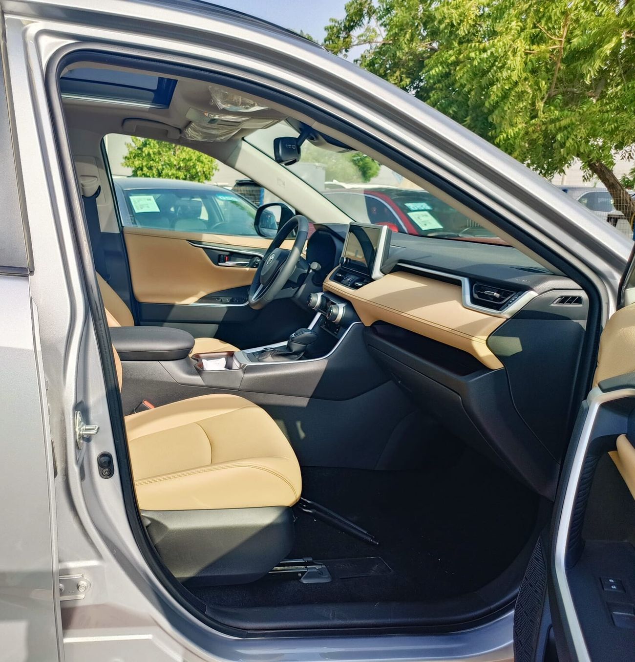 Toyota RAV4 LTD, 2.5L Petrol, Driver Power Seat / Full Option With Panoramic Roof And Much More / CODE# 67878