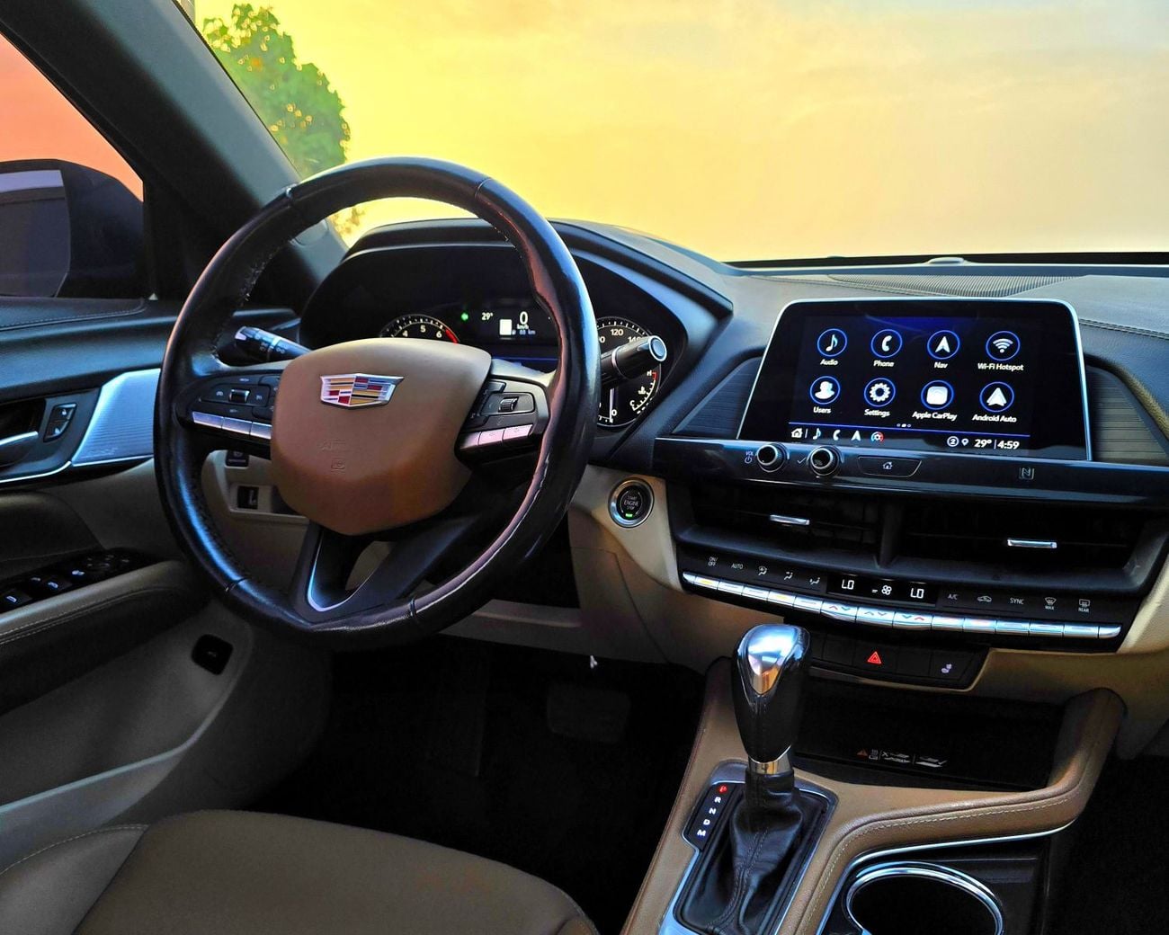 كاديلاك CT4 Premium Luxury 2.7T