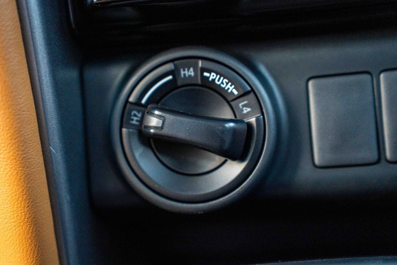 تويوتا فورتونر Toyota Fortuner 2026 2.7L 4×4 SUV  black