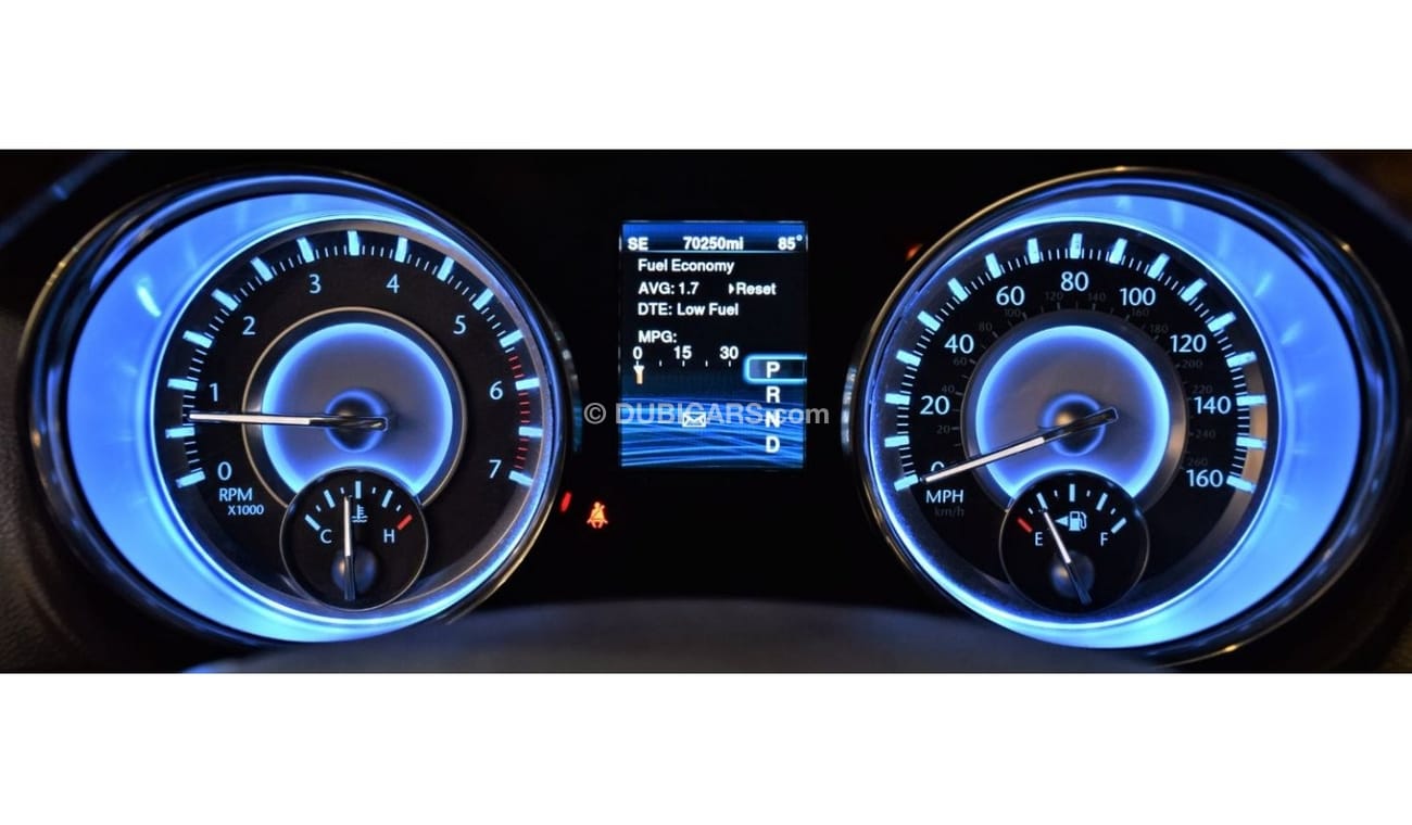 Chrysler 300C AED 646 Per Month / 0% D.P | Chrystler 300 C 2014 Model!! in Red Color! American Specs