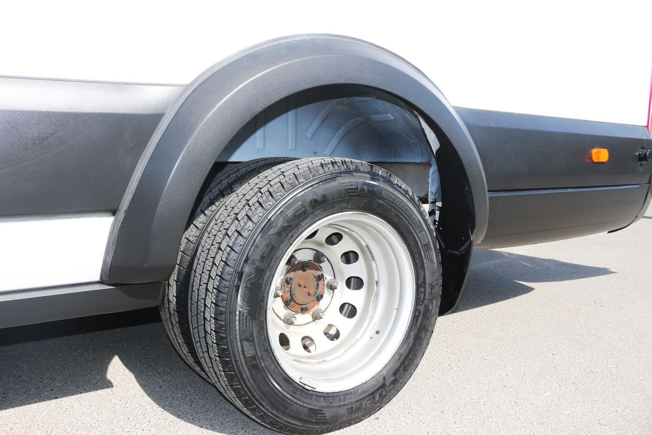 فورد ترانزت FORD TRANSIT XL LONG BODY DOUBLE TIRE  2022 GULF SPACE DIESEL MANUAL GEAR
