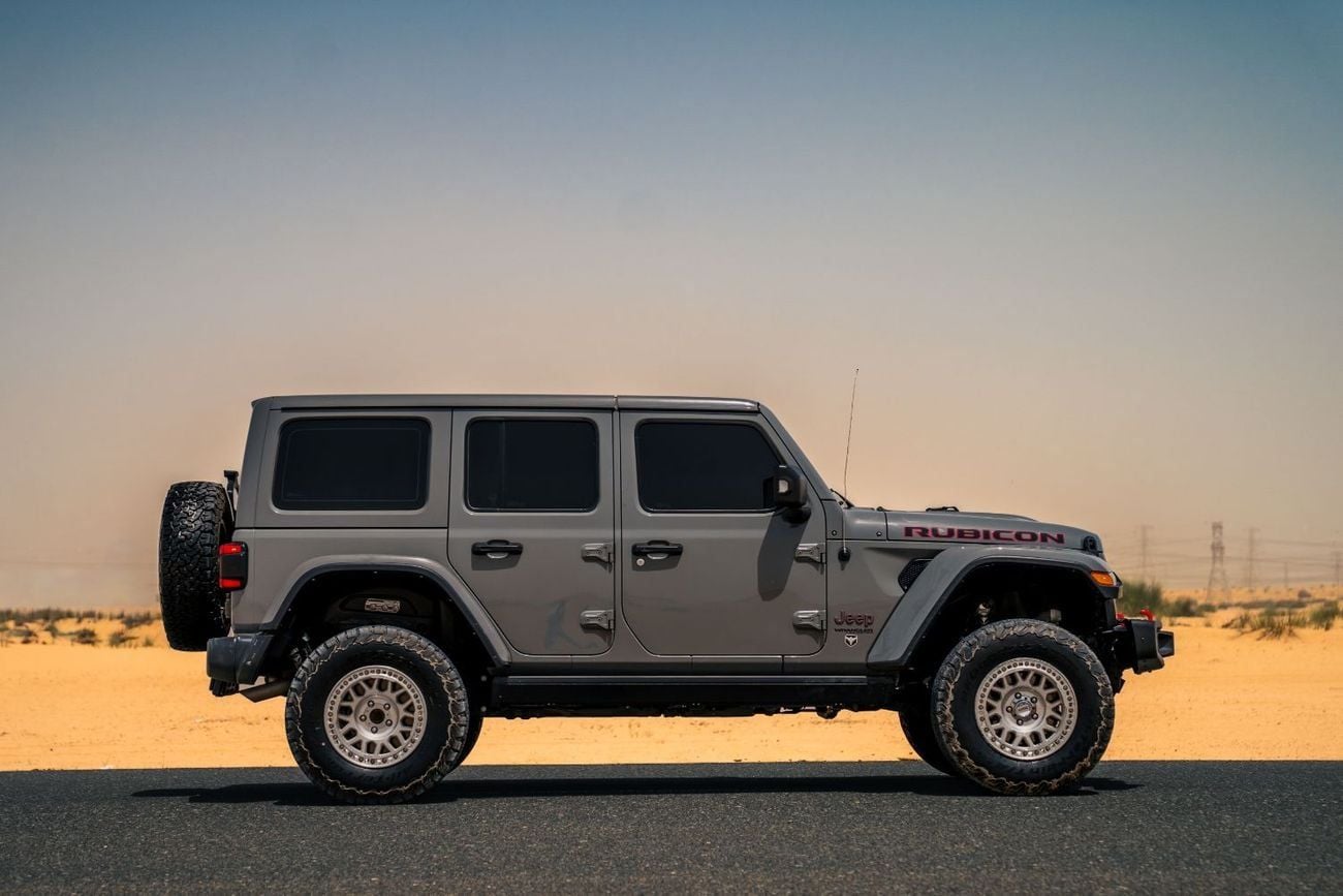 Jeep Wrangler Unlimited RUBICON Fully loaded under warranty and service contract completely serviced and ready to go