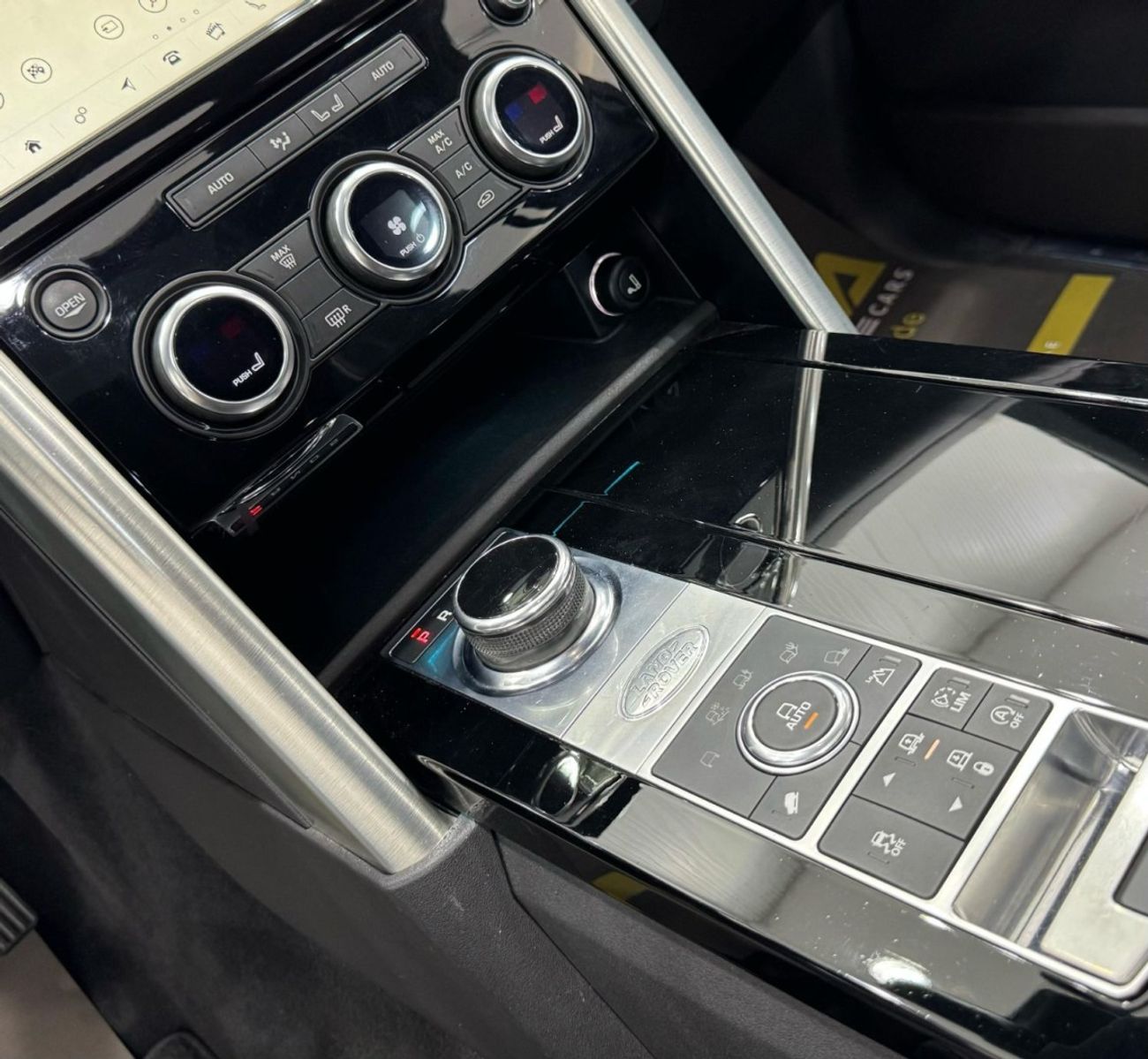 Land Rover Discovery HSE 3.0L (335 HP)