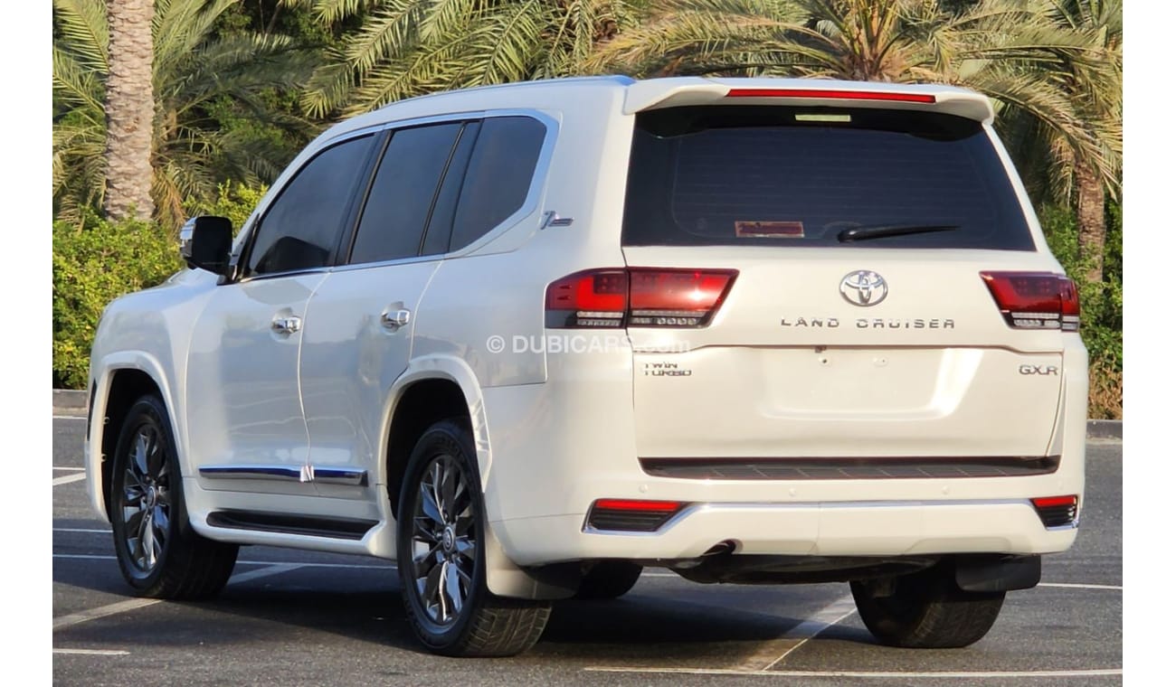 تويوتا لاند كروزر GXR