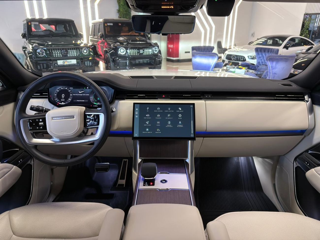 Land Rover Range Rover 2024 Range Rover P550e SE - PHEV Up to 100 Km ! - Brand New - Warranty available up on request