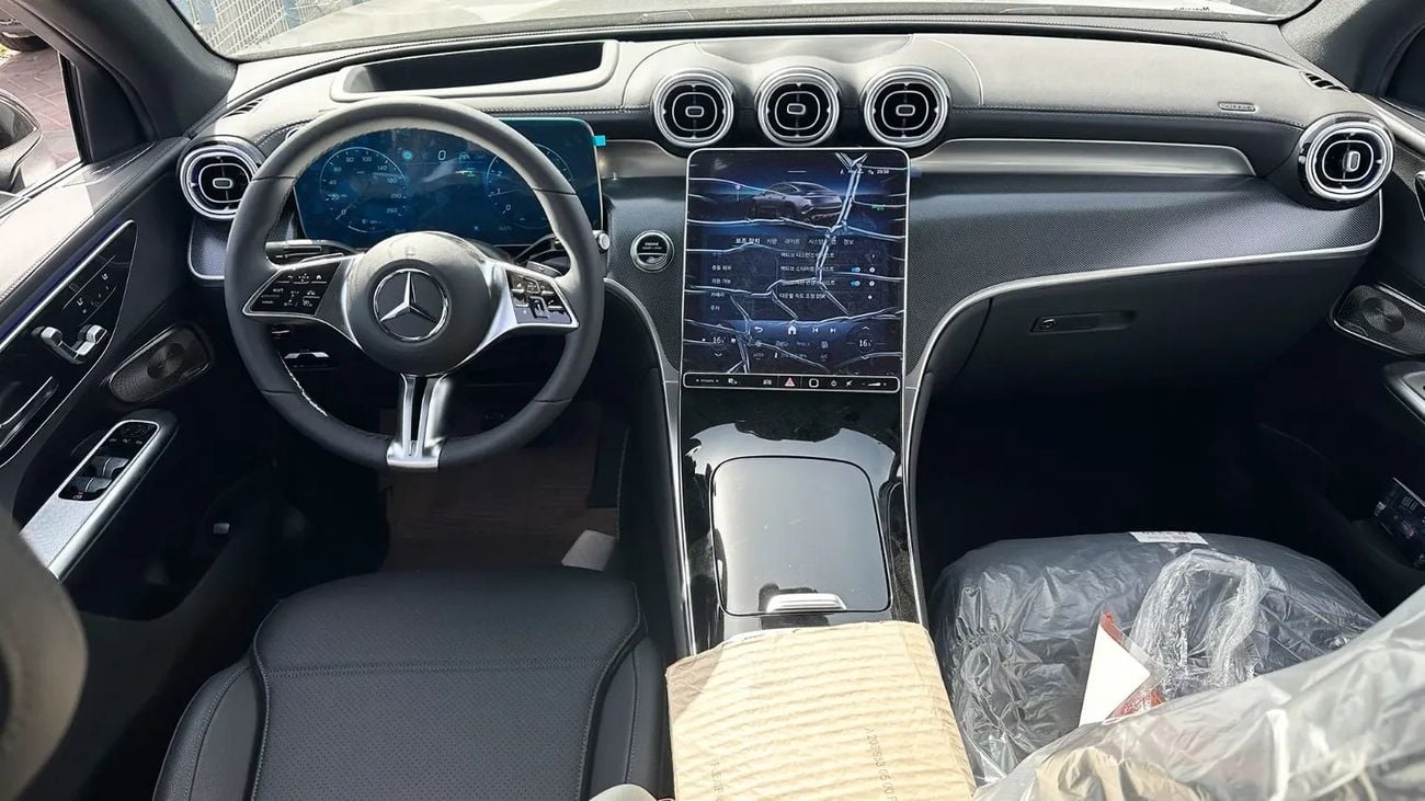 Mercedes-Benz GLC Coupe 300 300 Coupe 2.0L 4MATIC AT