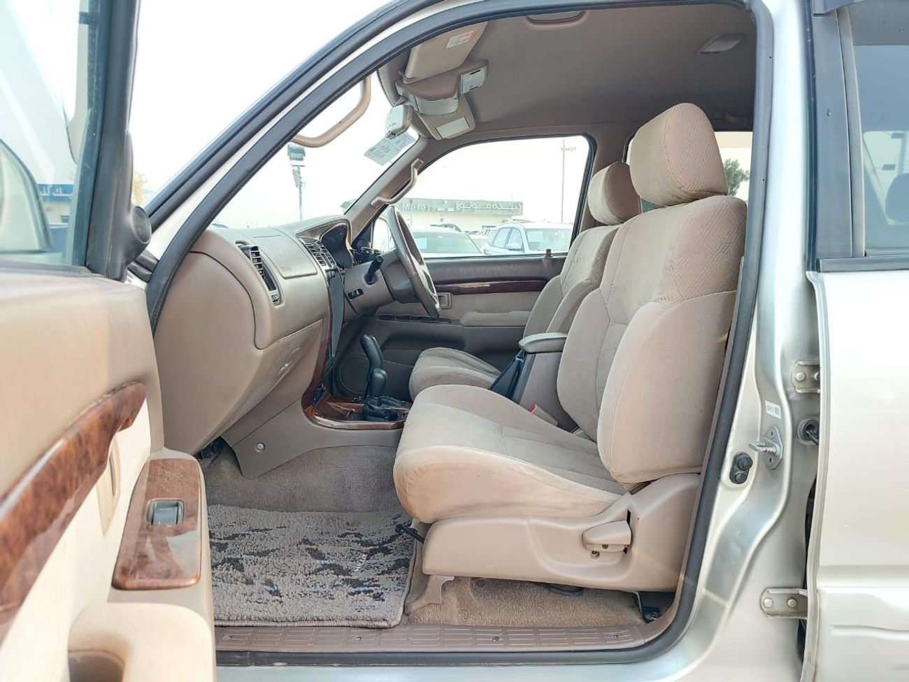 Toyota Hilux Surf TOYOTA HILUX SURF SUV RHD 2000 MODEL 2.7 L PETROL AUTOMATIC(PM37972)