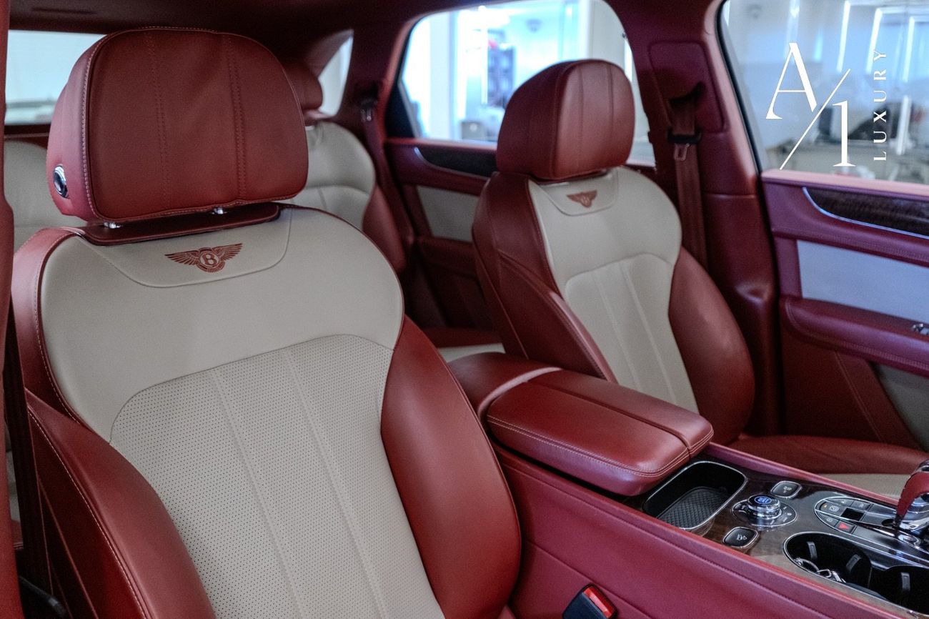 Bentley Bentayga Bentayga 4.0T 2019 Bentley Bentayga, Full Service History, Excellent Condition, GCC Spec