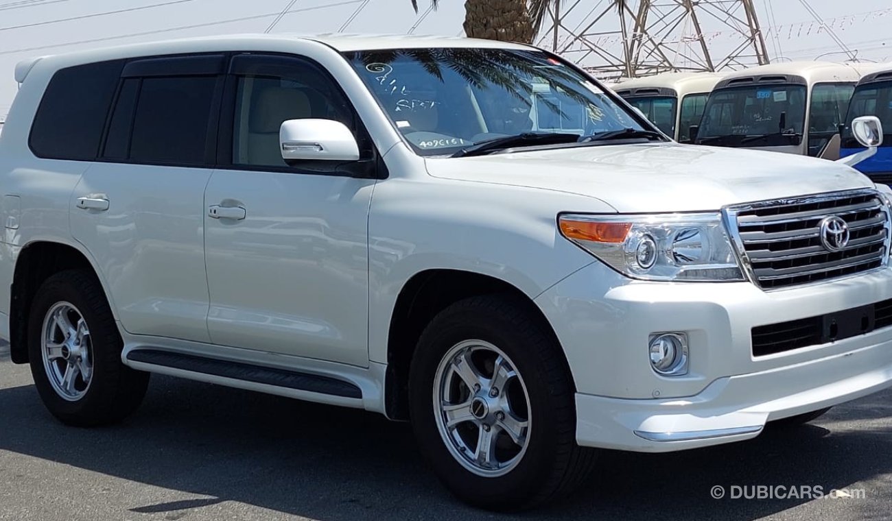 تويوتا لاند كروزر Toyota Landcruiser Petrol Engine model 2015 for sale from Humera motor car very clean and good condi