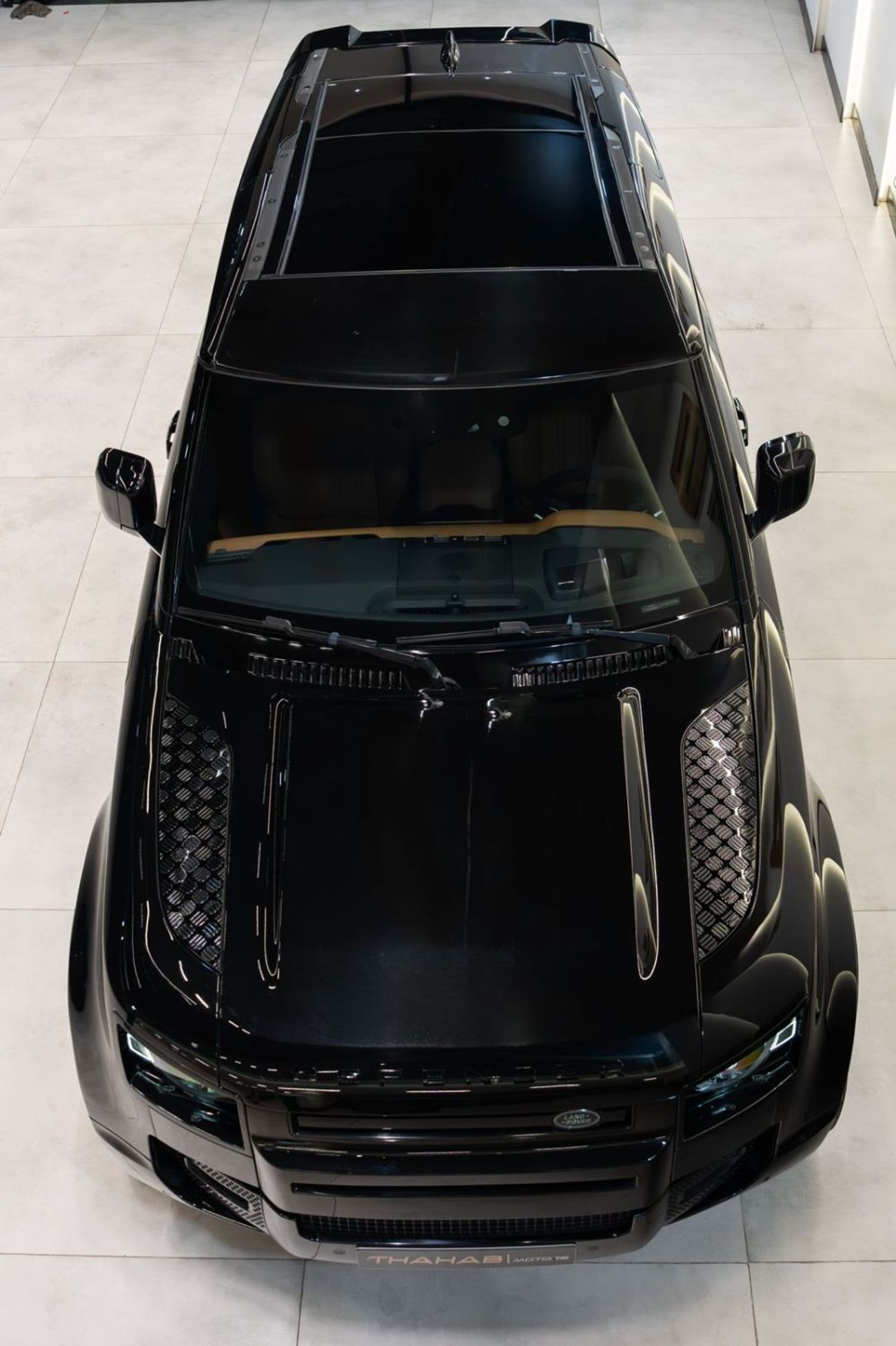 Land Rover Defender 90 P525 - 2022 | AL TAYER | SHORT-WHEEL BASE | V8 EDITION | UNDER WARRANTY | PERFECT CONDITION