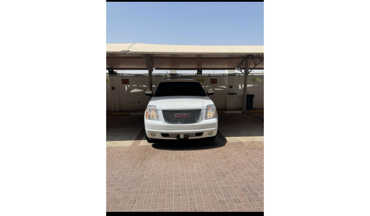 جي أم سي يوكون Denali