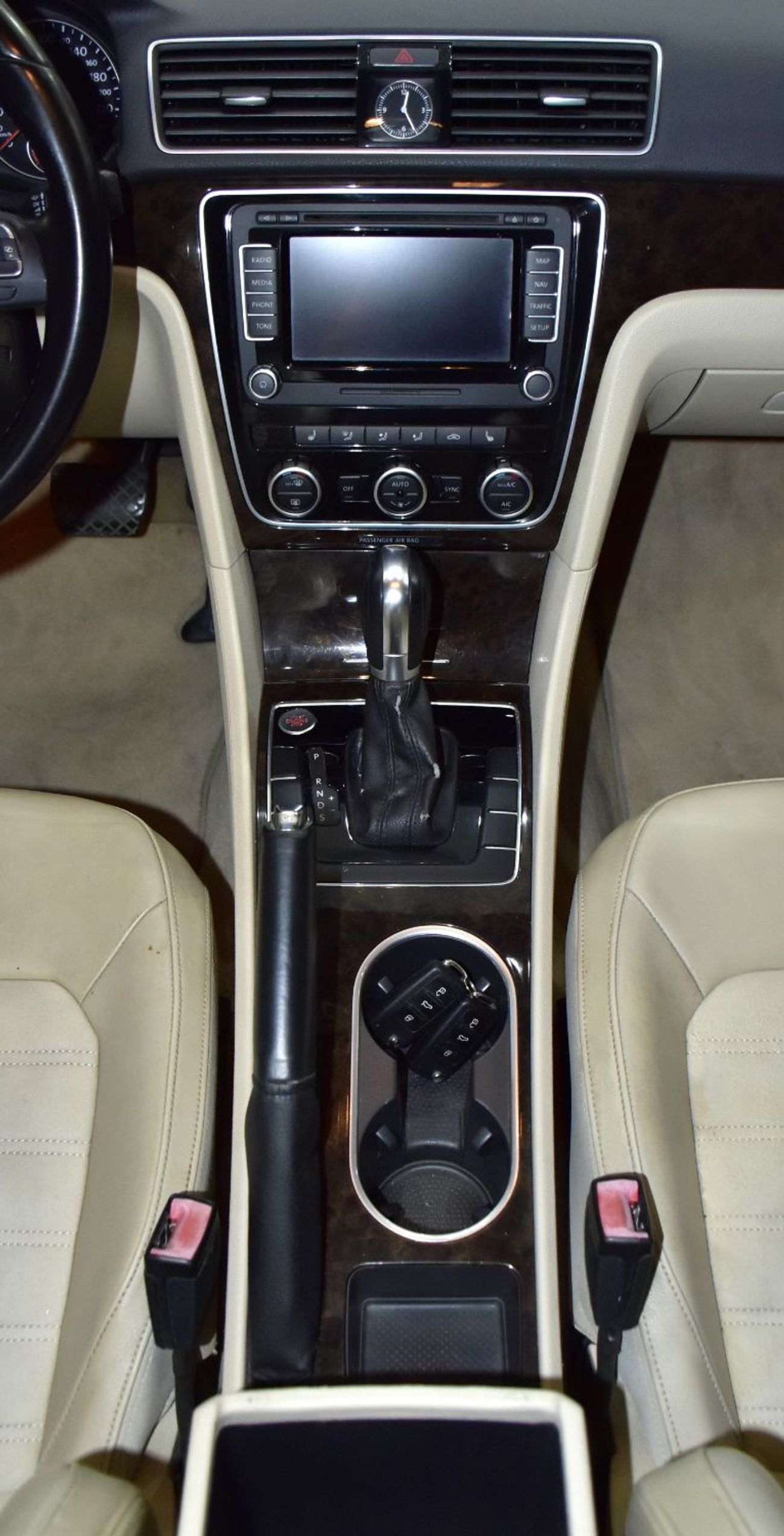 Volkswagen Passat SEL EXCELLENT DEAL for our Volkswagen Passat ( 2016 Model ) in Red Color GCC Specs