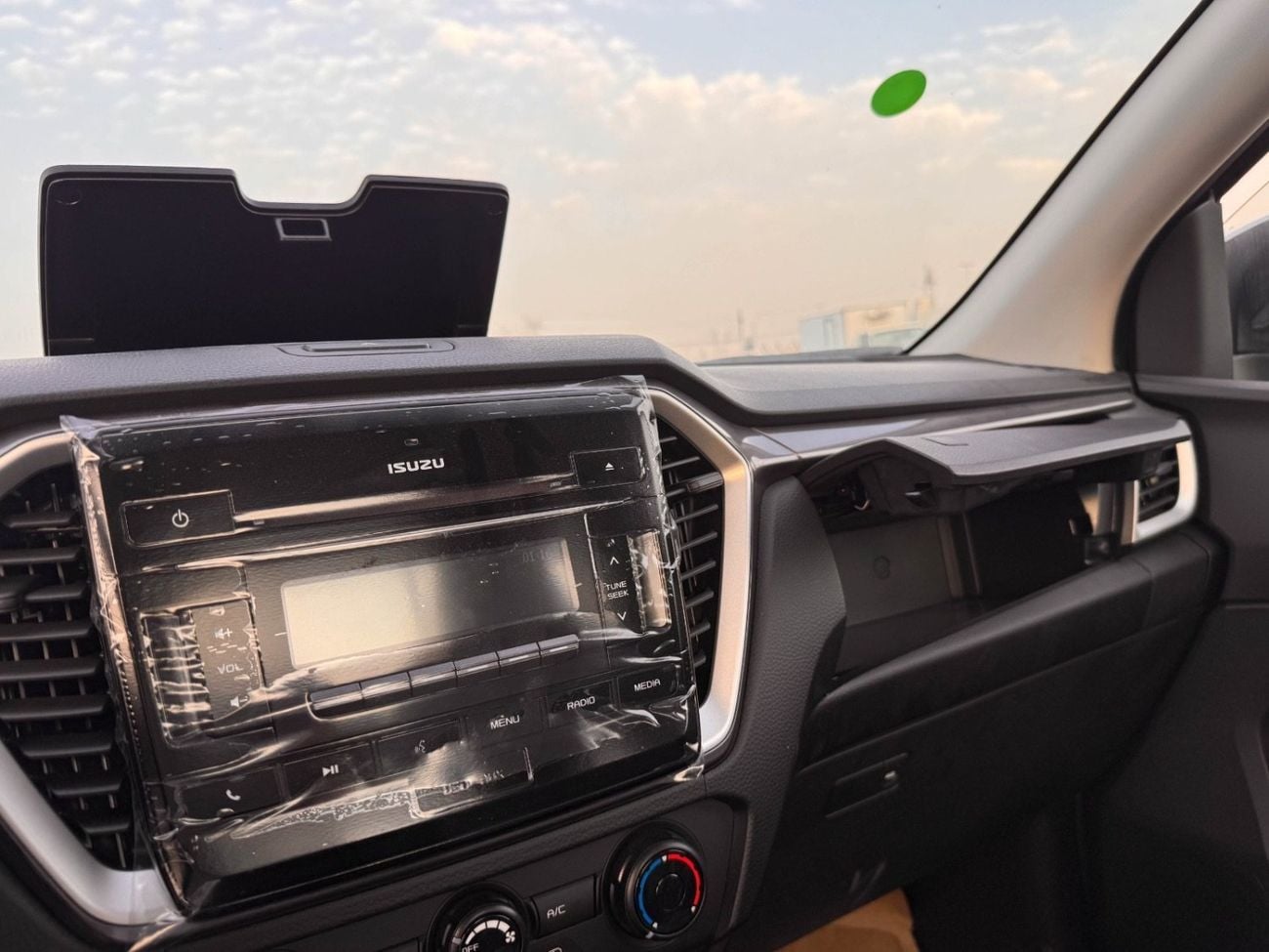 Isuzu D-MAX STD ISUZU D-MAX SINGLE CAB 4*2 1.9L DIESEL 2026 MODEL