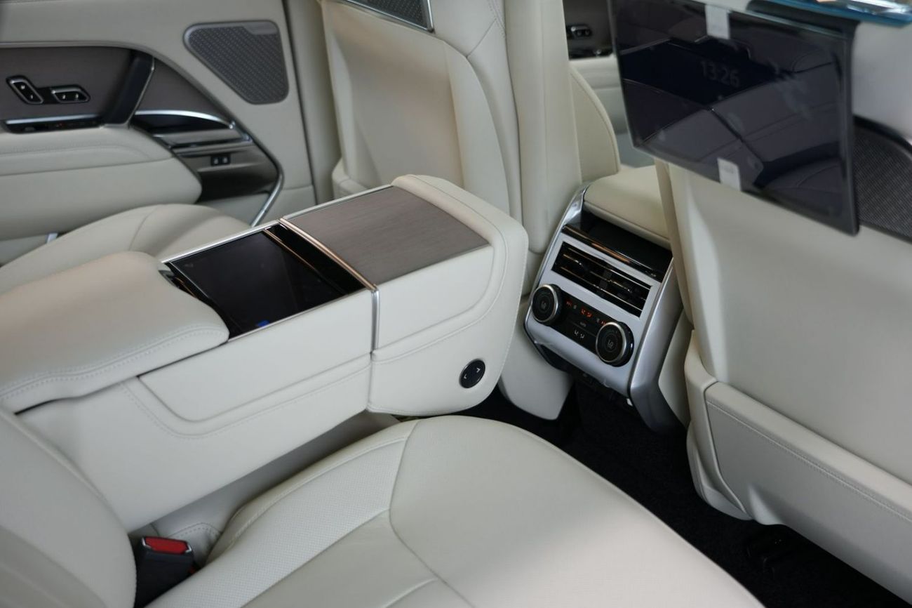 Land Rover Range Rover Range Rover Autobiography V8 P530 | 2026 GCC 0km | Export