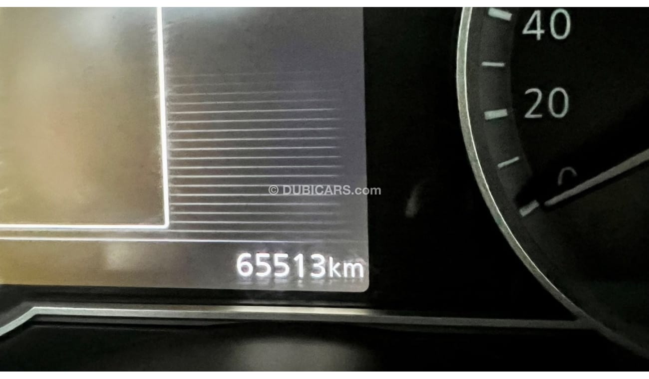 نيسان كيكس SV