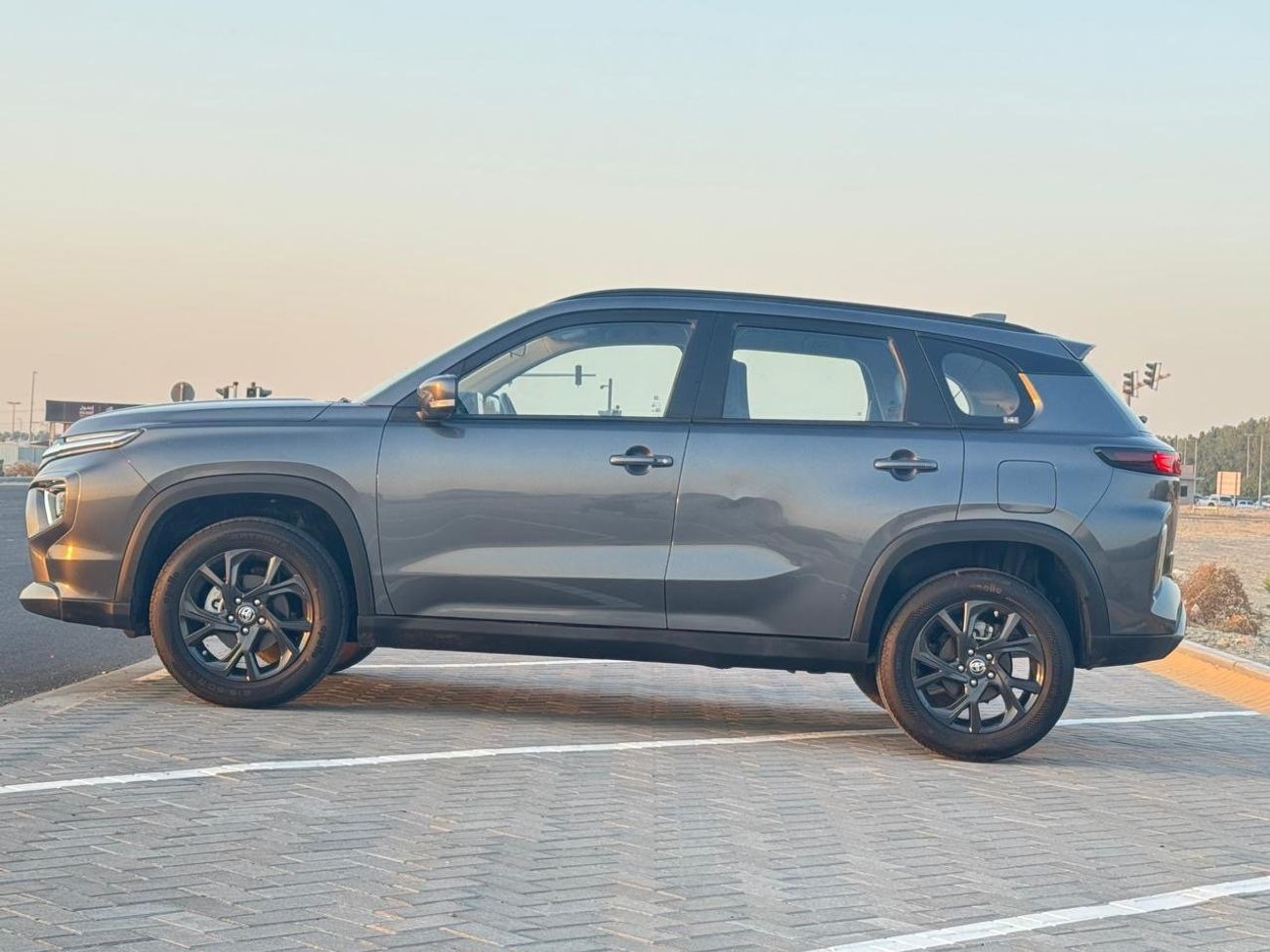 تويوتا أوربان كروزر TOYOTA URBAN CRUISER GL2023 GCC SPECS