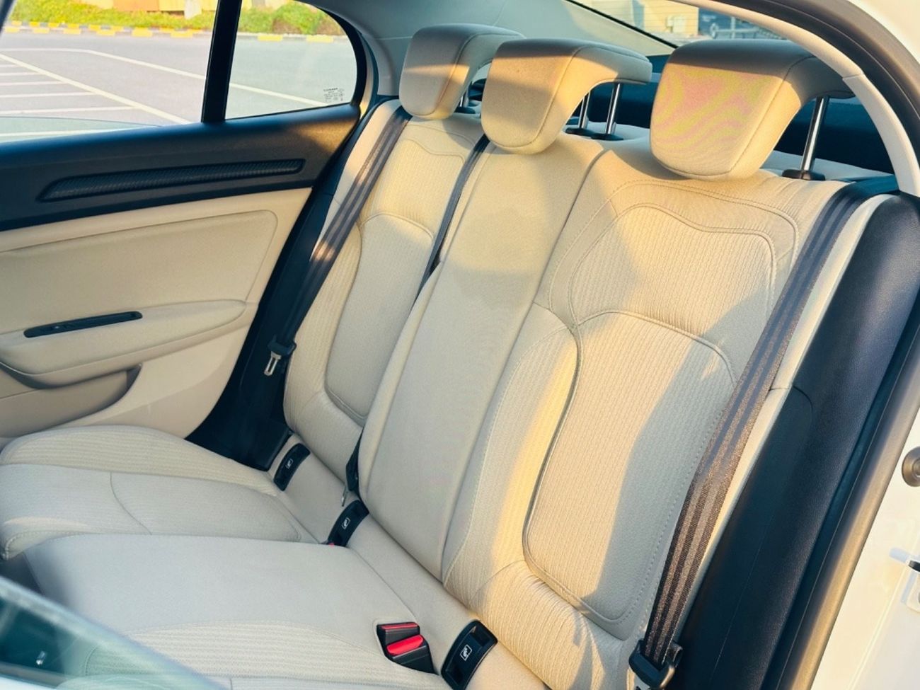 Renault Megane LE RENAULT MEGAN MODEL 2020 GCC SPACE