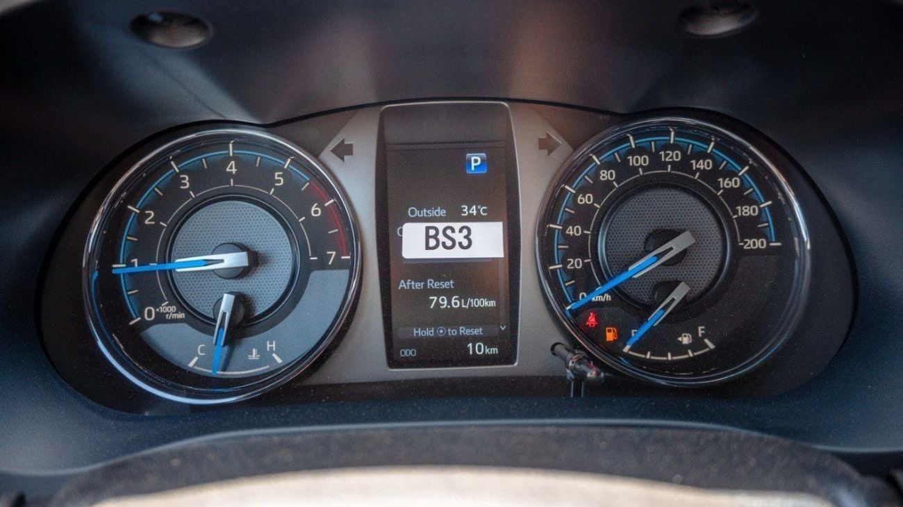 تويوتا هيلوكس TOYOTA HILUX ADVENTURE 4.0L V6 2026