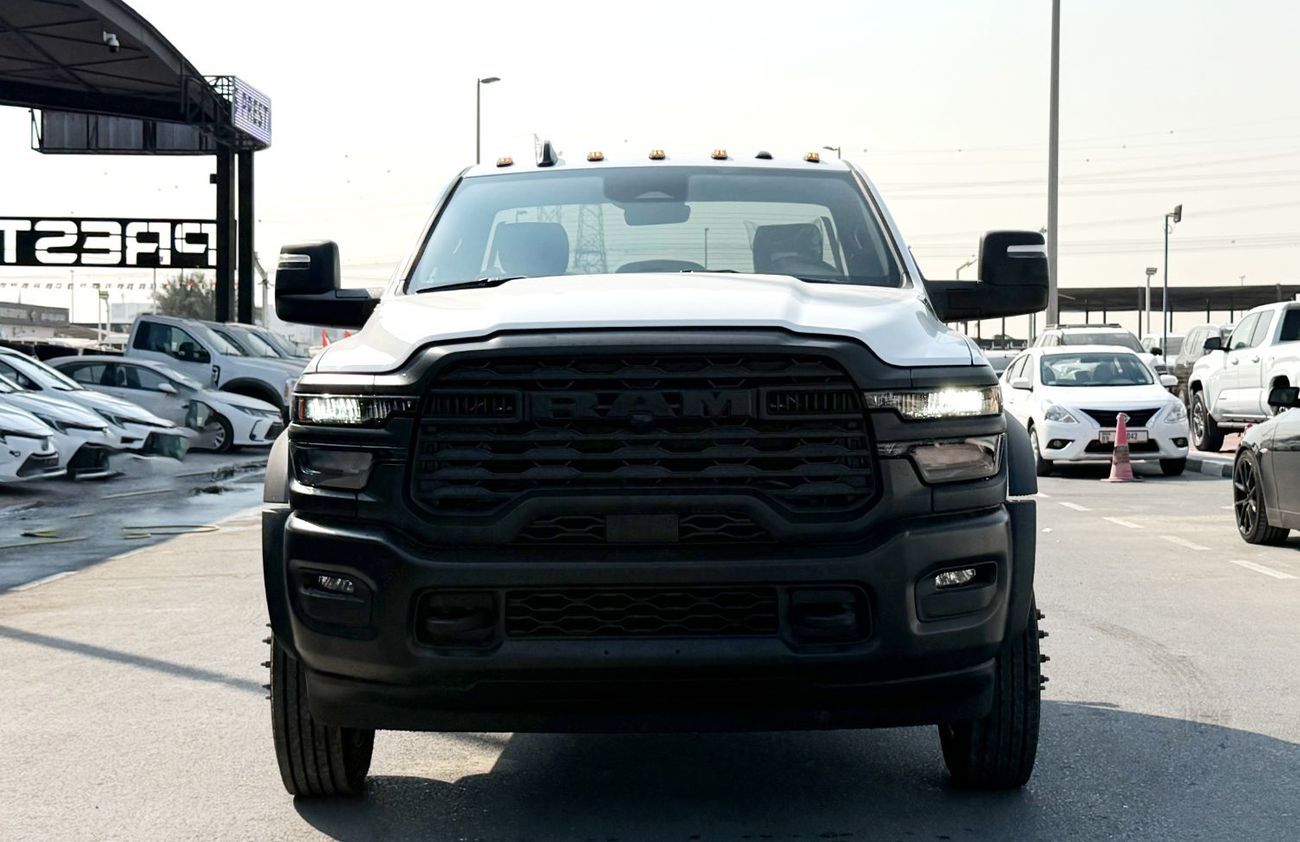 RAM 5500 2026 Tradesman 4x4 Reg Cab Heavy Duty